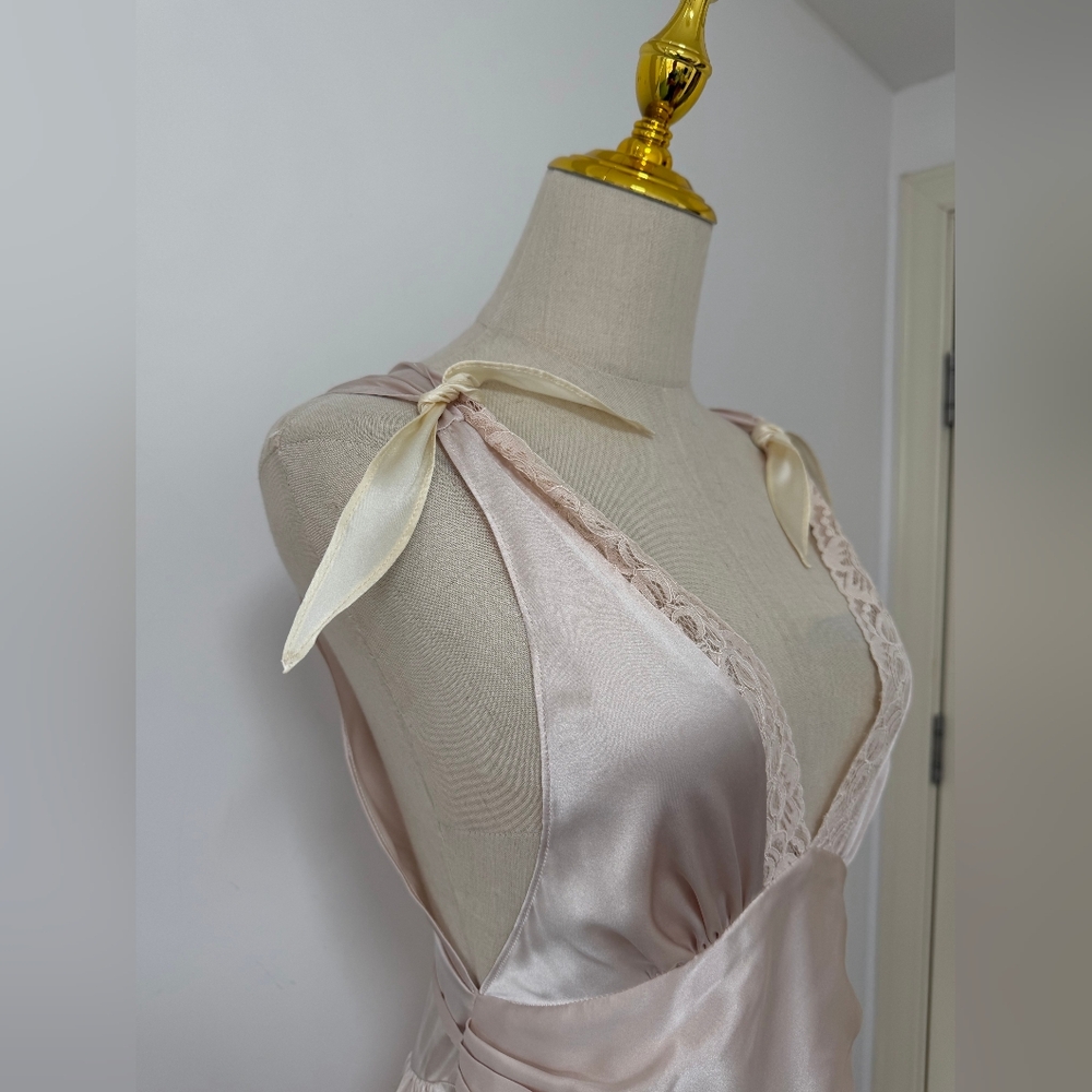 Helsa The Silk Celeste Dress - Picture 13 of 16